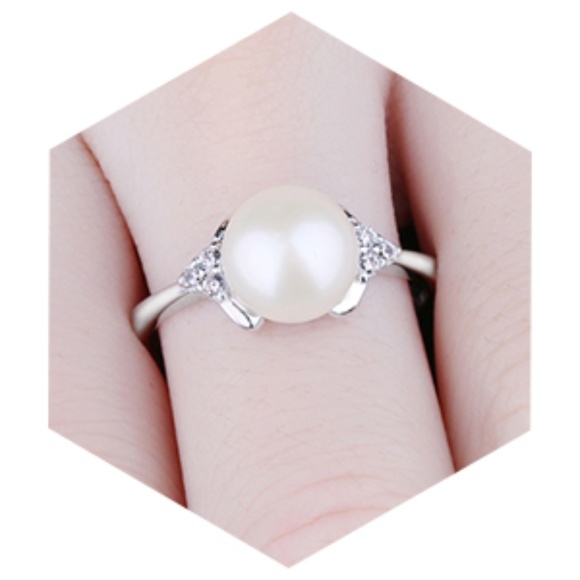 Freshwater Cultured Pearl Ring - Picture 4 of 6